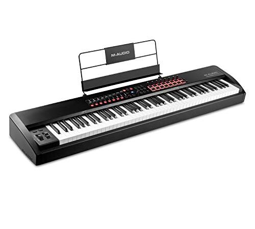 M-Audio Hammer 88 Pro – USB MIDI Keyboard Controller mit 88 gewichteten Hammermechanik-Tasten, Beat Pads, MIDI-zuweisbaren Kontrollen und Software